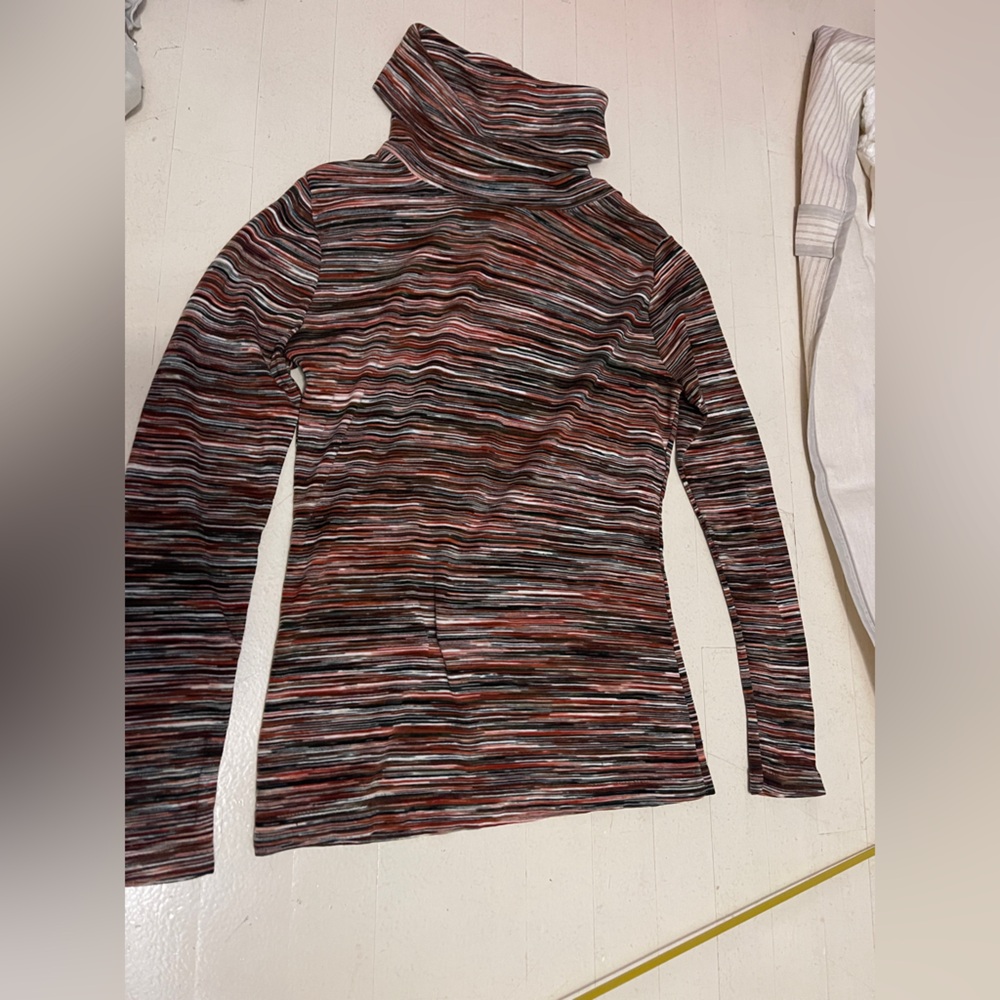 Vintage Andrew St John 70’s turtle neck. Size L but feels like a M